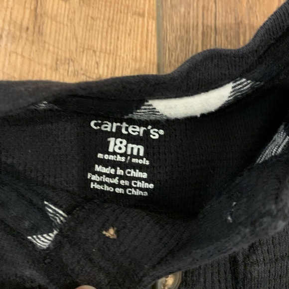 Carter’s Bundle of Three Long Sleeve Onesies, 18 months - Picture 4 of 12